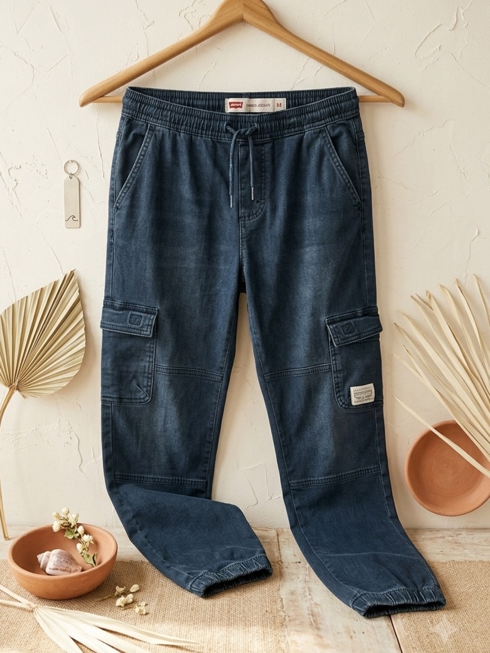 LEVIS Boys Cargo Joggers – Dark Wash Denim Pull-On Pants – Size M